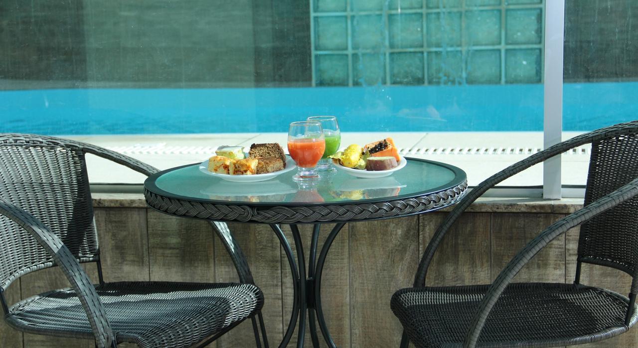 Hotel Maringa อีรีรี ภายนอก รูปภาพ